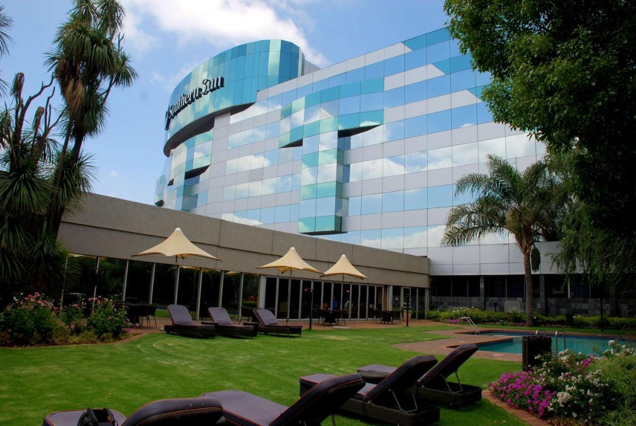Southern Sun Or Tambo International Airport Kempton Park Exterior photo South African Sun