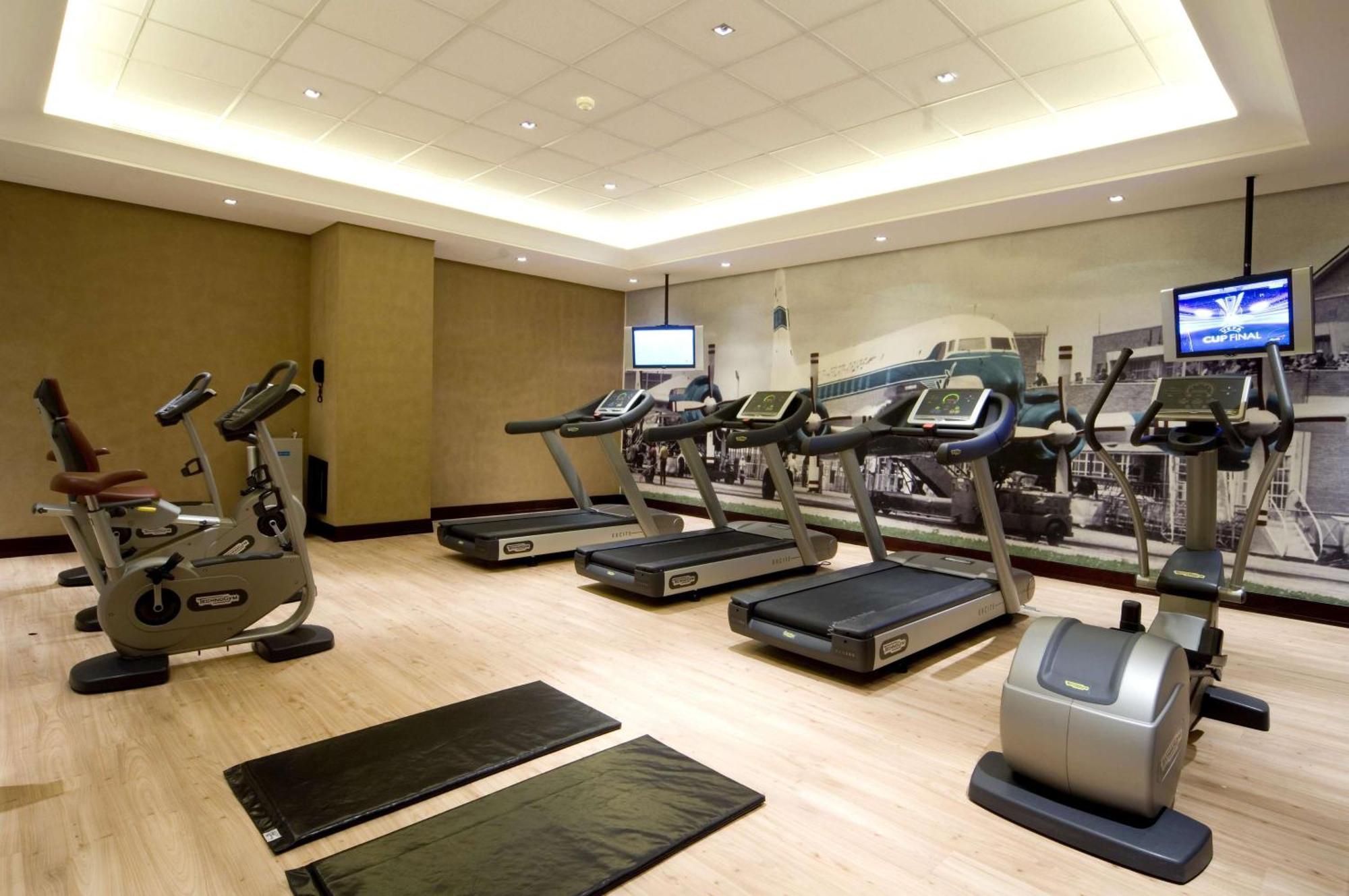 Southern Sun Or Tambo International Airport Kempton Park Exterior photo Fitness room